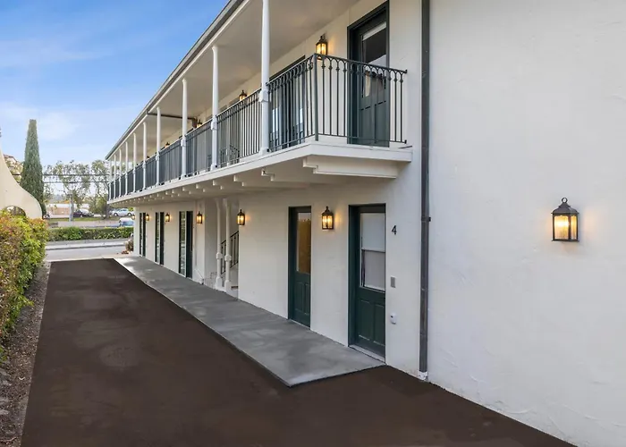 Casa Jardin - Boutique Suites In Downtown Santa Barbara