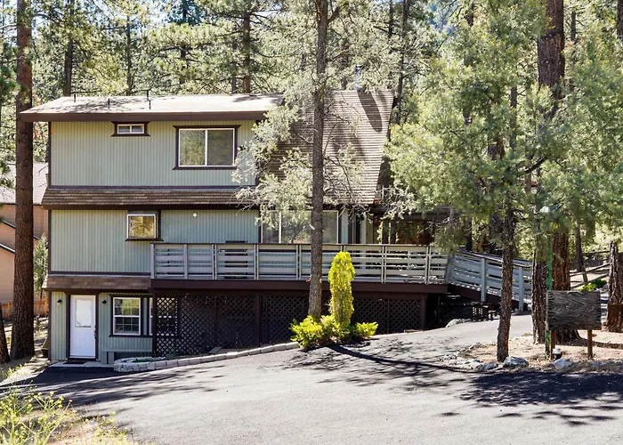 Hike, Swim & Relax: Pine Mountain Club Escape!